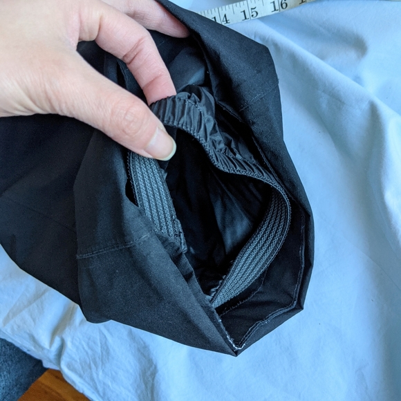 Like New The North Face unisex insulated snow pants size L 14-16 - Picture 9 of 12